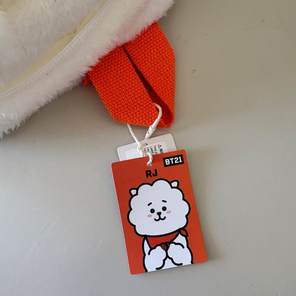 BT21 RJ Plush Backpack - Picture 6 of 7